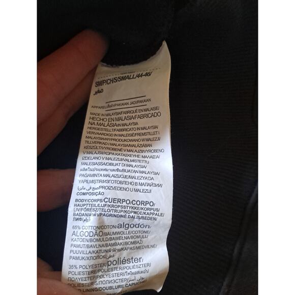 Under Armour Respect Black Hoodie with American Flag‎ on Arm Size Small - Picture 8 of 8